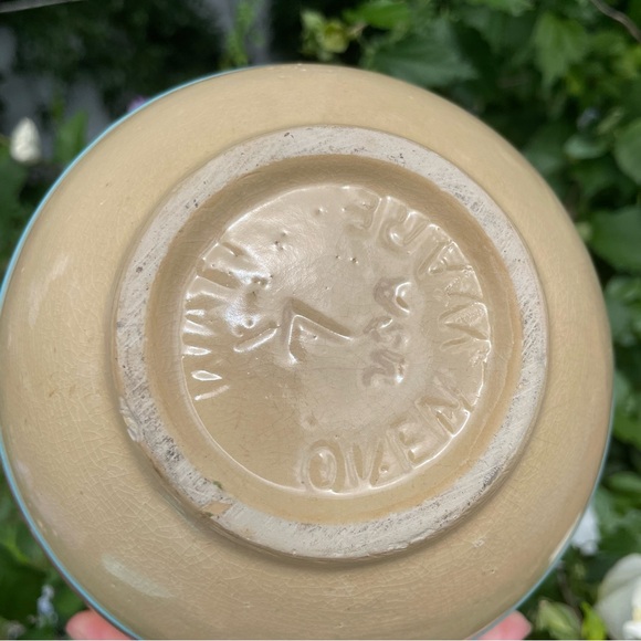 SOLD Watt Pottery Yellow Ware Pink & Blue Band #7 Mixing Bowl Hairline Cracks - Picture 2 of 13